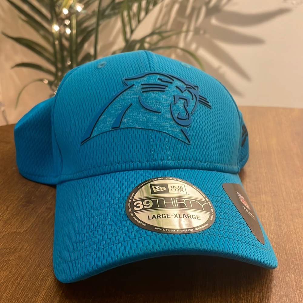 New Era 39Thirty Carolina Panthers Fitted Hat